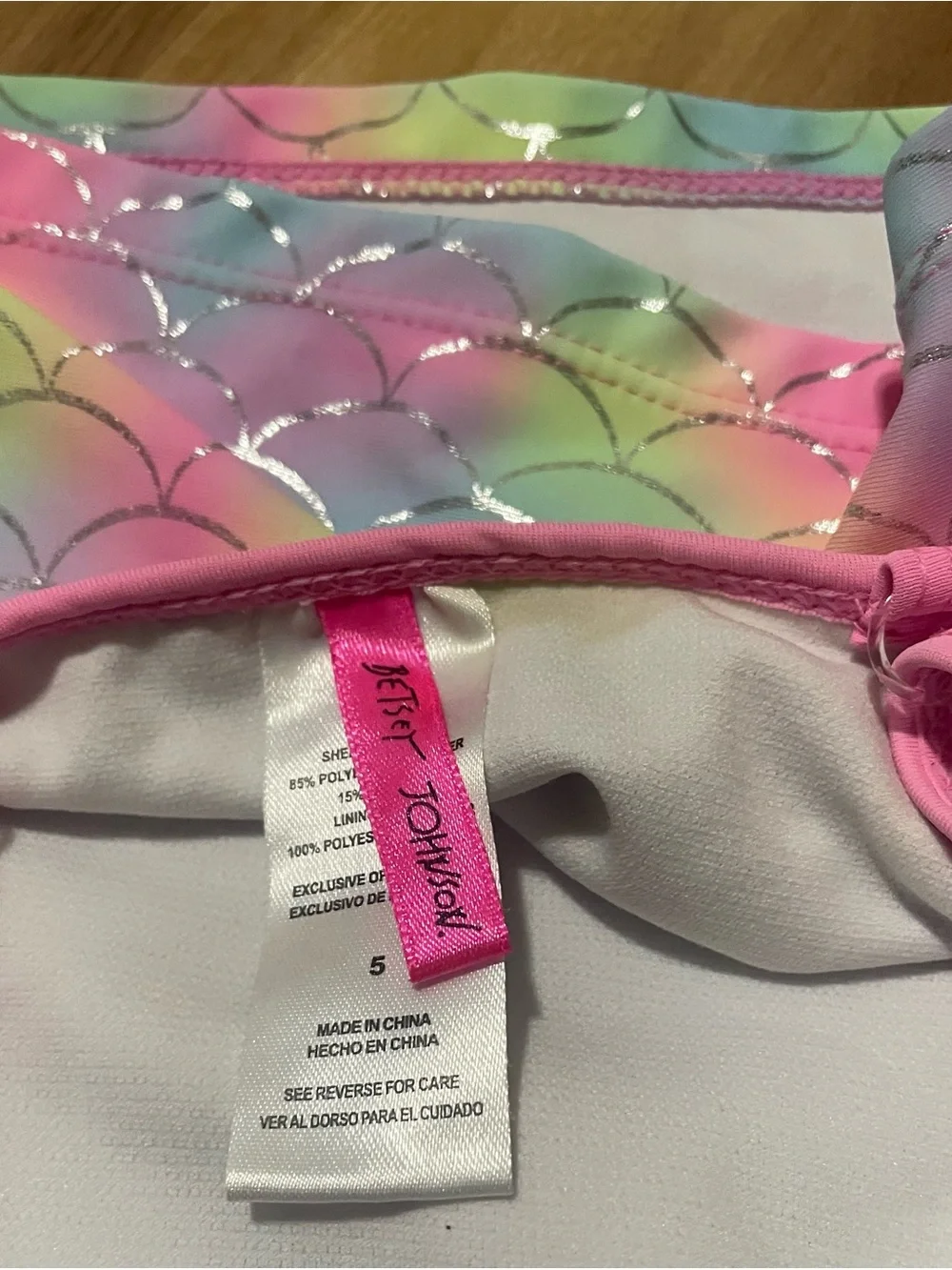 Betsey Johnson Girls 2-Piece Mermaid Swimsuit Pastel Scale Ruffle Bikini Size 5